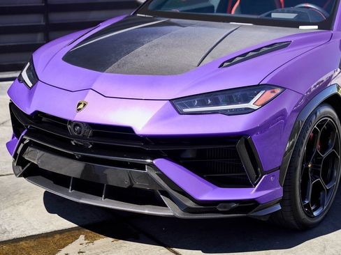 Used 2024 Lamborghini Urus Performante AWD/4WD image 7