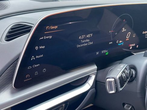 Used 2024 Cadillac Lyriq Luxury w/ Nappa Leather Package image 23