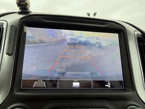 Used 2020 Chevrolet Silverado 2500 LTZ w/ LTZ Plus Package image 12