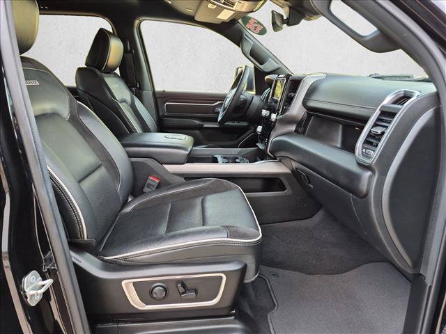 Used 2025 RAM 1500 Laramie AWD/4WD image 21