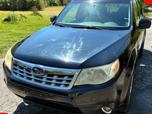 Used 2013 Subaru Forester 2.5X Limited image 3