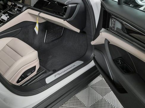 New 2026 Porsche Panamera RWD image 25