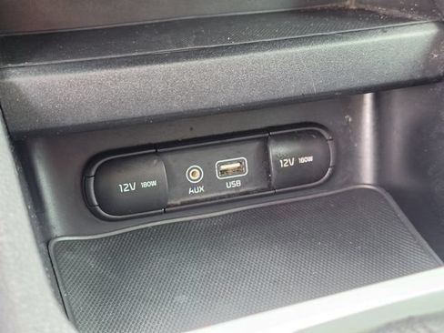 Used 2021 Kia Forte LXS FWD image 32