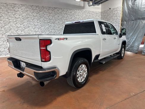 Used 2024 Chevrolet Silverado 2500 LTZ w/ LTZ Convenience Package image 7