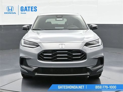 Certified 2025 Honda HR-V Sport image 5