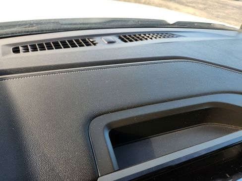 Used 2024 GMC Sierra 3500 SLE w/ SLE Convenience Package image 8