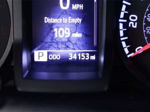 Used 2021 Toyota Tacoma SR image 24