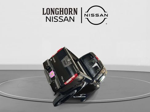 Used 2019 Nissan Frontier PRO-4X image 3