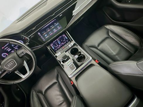 Used 2020 Audi Q8 Premium w/ Black Optic Package image 18