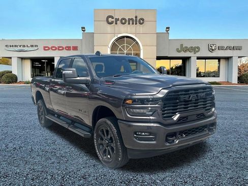 Used 2025 RAM 2500 Big Horn AWD/4WD image 1