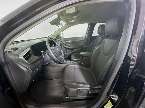 Used 2025 Buick Encore GX Preferred image 13