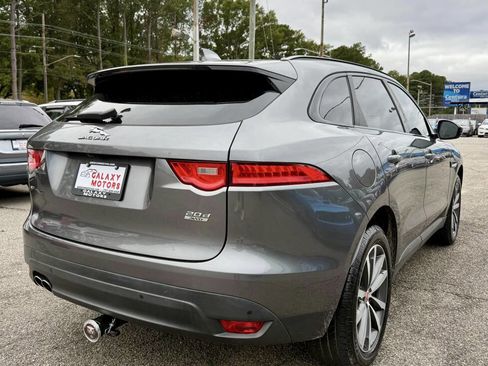 Used 2017 Jaguar F-PACE Prestige image 4