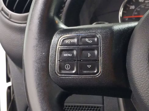 Certified 2018 Jeep Wrangler Unlimited Sport S image 31