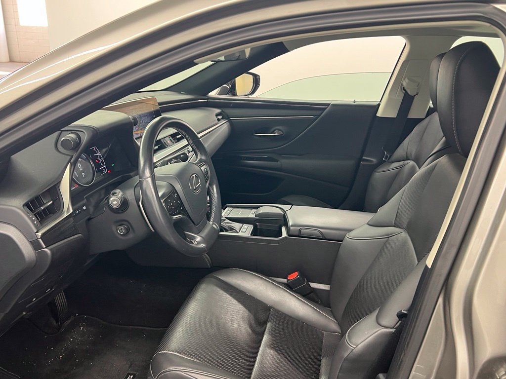 Used 2021 Lexus ES 300h w/ Premium Package FWD image 8