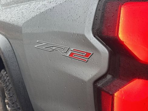 Used 2024 Chevrolet Colorado ZR2 w/ Safety Package image 4