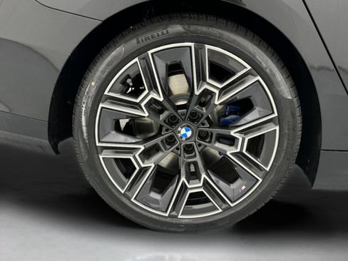 New 2026 BMW 540i xDrive w/ M Sport Package image 8