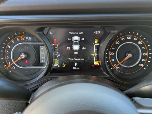 New 2026 Jeep Gladiator Mojave AWD/4WD image 8