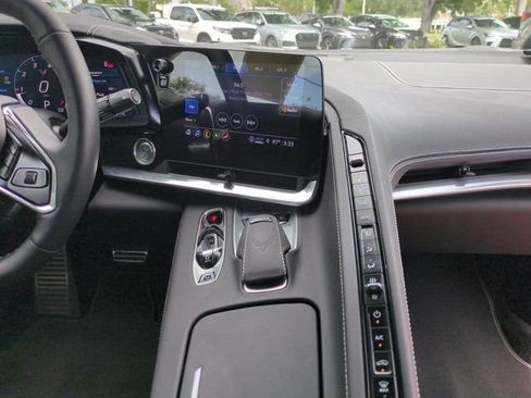 Used 2021 Chevrolet Corvette Stingray Preferred Cpe w/ Z51 Performance Package RWD image 13