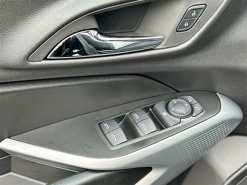 New 2026 Chevrolet Trax LS image 12