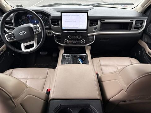Used 2022 Ford Expedition Max XLT AWD/4WD image 18