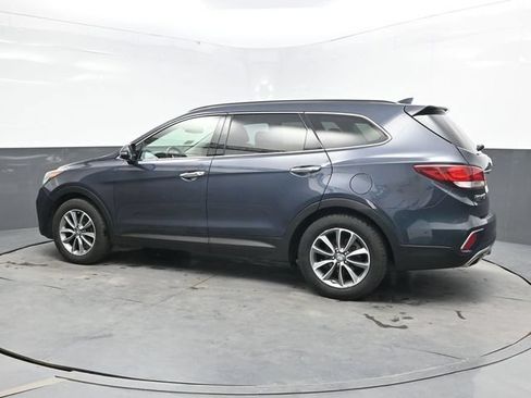 Used 2019 Hyundai Santa Fe XL SE w/ SE Premium Package 02 AWD/4WD image 4
