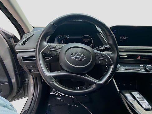 Used 2023 Hyundai Sonata SEL w/ Convenience Package FWD image 8