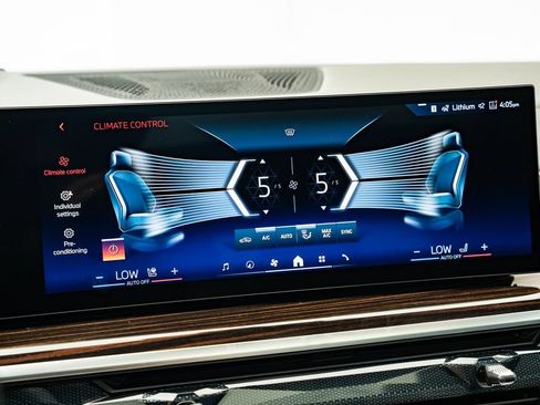 New 2026 BMW X5 xDrive40i AWD/4WD image 33