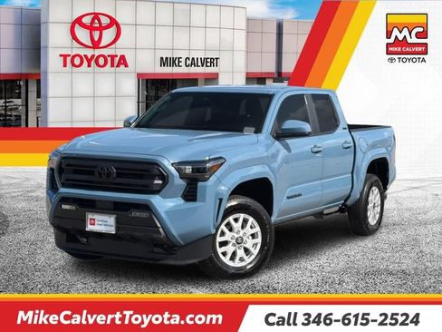 Certified 2026 Toyota Tacoma SR5 AWD/4WD image 1