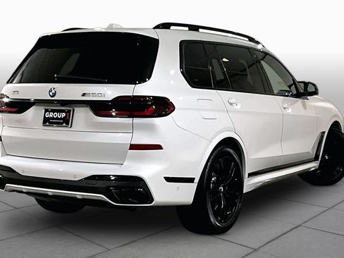Used 2025 BMW X7 M60i AWD/4WD image 12