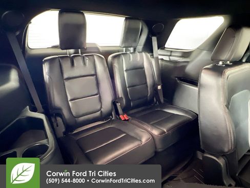 Used 2019 Ford Explorer Sport AWD/4WD image 16