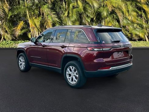 Used 2022 Jeep Grand Cherokee Limited w/ Luxury Tech Group II image 7