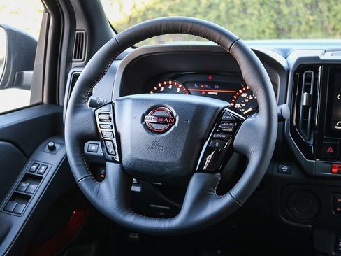 New 2026 Nissan Frontier Pro-X w/ Pro-X Convenience Package image 18