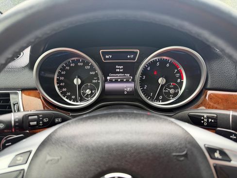 Used 2015 Mercedes-Benz GL 450 4MATIC image 15