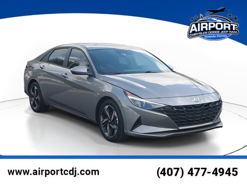 Used 2023 Hyundai Elantra SEL w/ Convenience Package FWD image 1