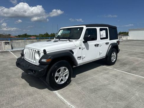 Used 2021 Jeep Wrangler Unlimited Sport AWD/4WD image 39