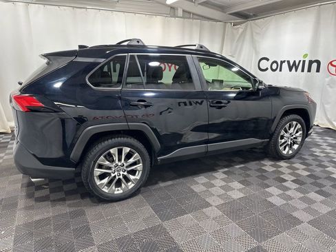 Used 2019 Toyota RAV4 XLE Premium w/ Cold Weather Package image 10
