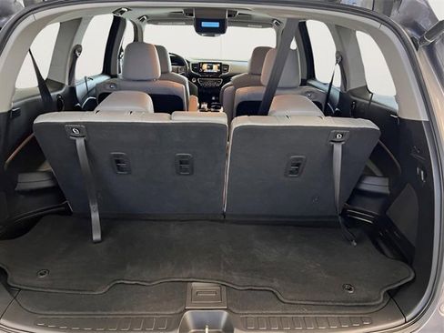 Used 2021 Honda Pilot Touring image 12