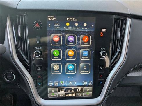 Used 2025 Subaru Outback Premium AWD/4WD image 14