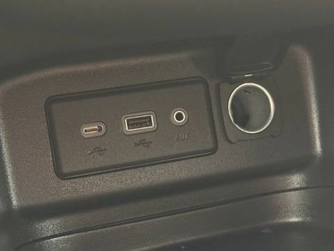Used 2022 Chevrolet Equinox LT AWD/4WD image 40