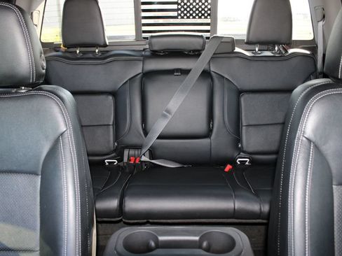 Used 2021 Chevrolet Silverado 1500 LT Trail Boss w/ Convenience Package II AWD/4WD image 14