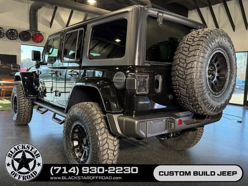 Used 2024 Jeep Wrangler Unlimited AWD/4WD image 8