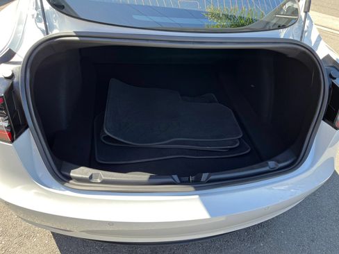 Used 2019 Tesla Model 3 Long Range AWD/4WD image 18