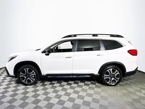 Used 2026 Subaru Ascent Touring AWD/4WD image 4