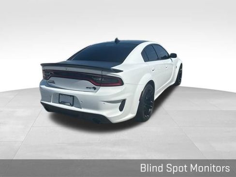 Used 2022 Dodge Charger SRT Hellcat w/ Harman/Kardon Audio Group image 10