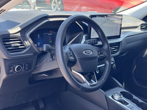 Used 2023 Ford Escape Active w/ Tech Pack #1 FWD image 16