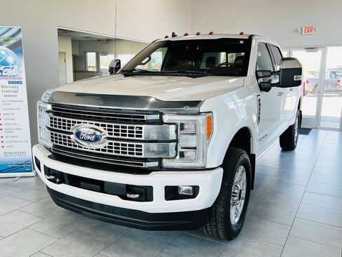 Used 2019 Ford F250 Platinum w/ Platinum Ultimate Package image 1