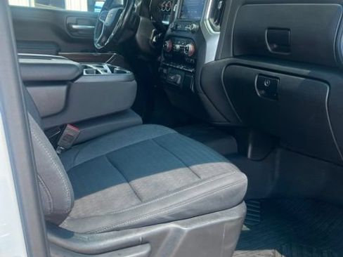 Used 2023 Chevrolet Silverado 2500 LT w/ Convenience Package AWD/4WD image 11