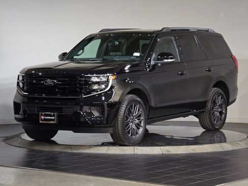 New 2025 Ford Expedition Platinum w/ Stealth Performance Package image 6