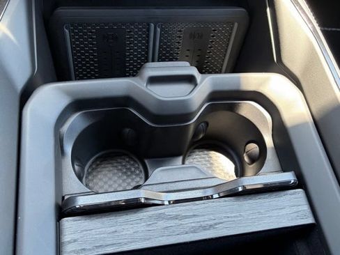 New 2026 RAM 2500 Limited AWD/4WD image 26