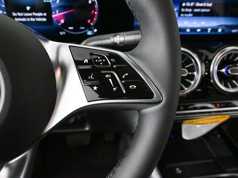 New 2026 Mercedes-Benz GLA 250 GLA 250 image 11